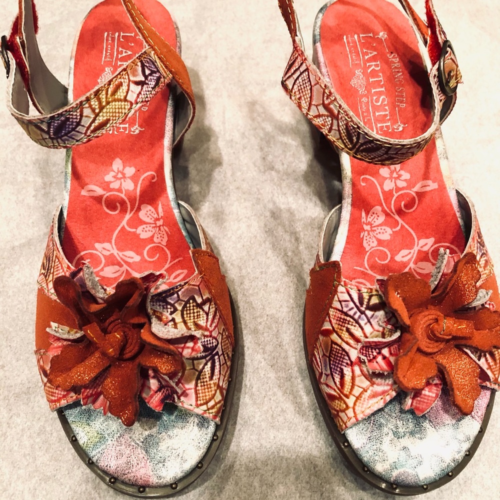 Sandals NWOT Spring Step L’Artiste Petaluma